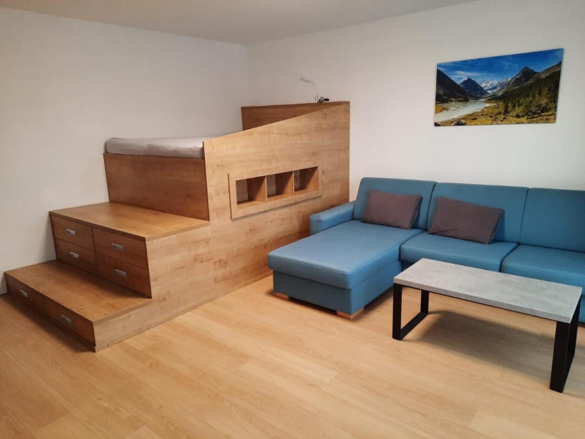 City Apartment Πόπραντ Εξωτερικό φωτογραφία